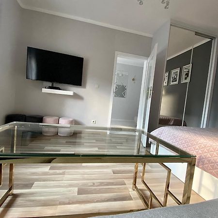 Glamour Apartment Przy Plazy, Z Parkingiem Prywatnym Сопот Экстерьер фото