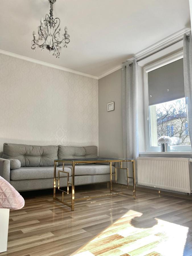 Glamour Apartment Przy Plazy, Z Parkingiem Prywatnym Сопот Экстерьер фото