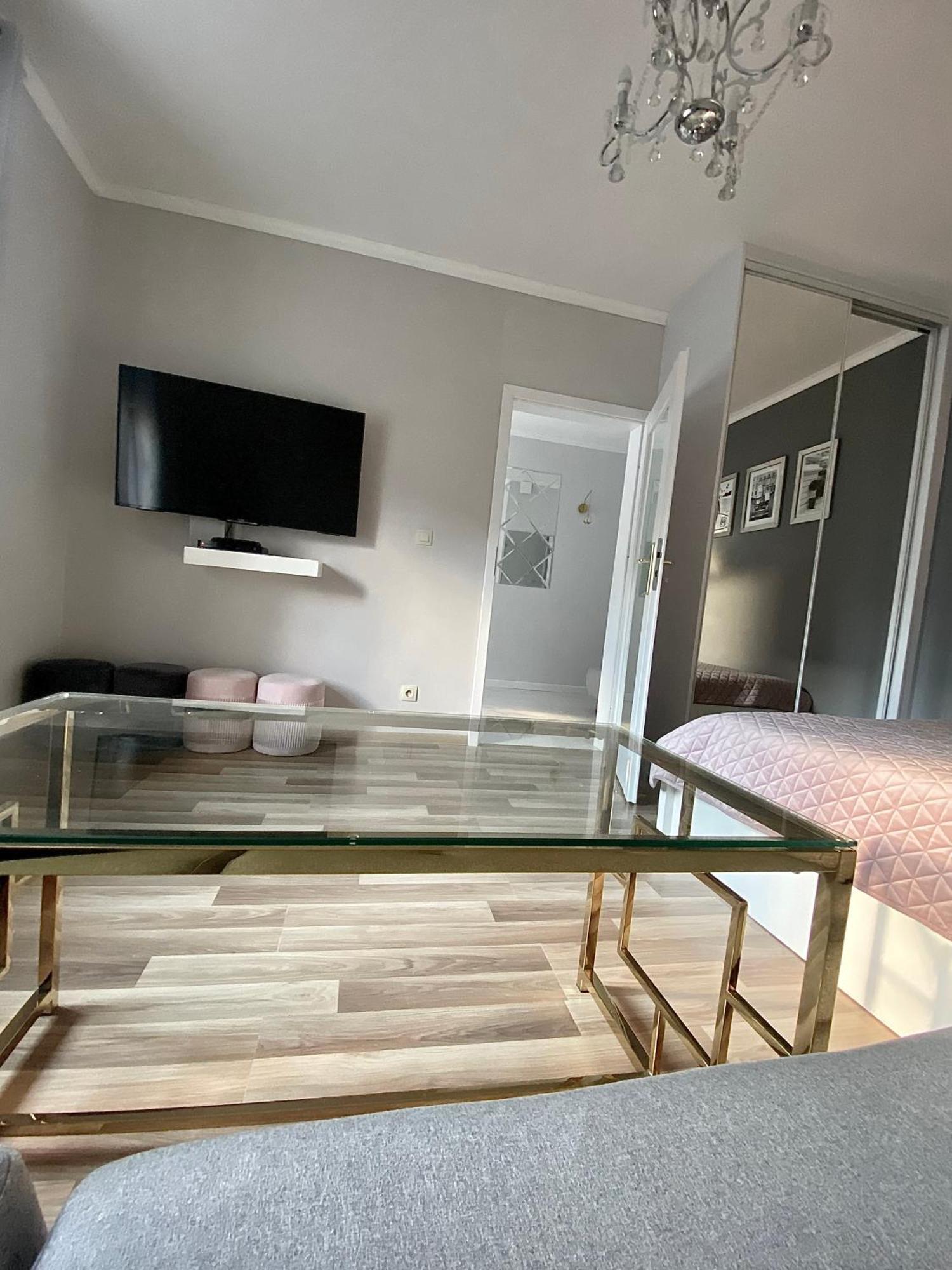 Glamour Apartment Przy Plazy, Z Parkingiem Prywatnym Сопот Экстерьер фото